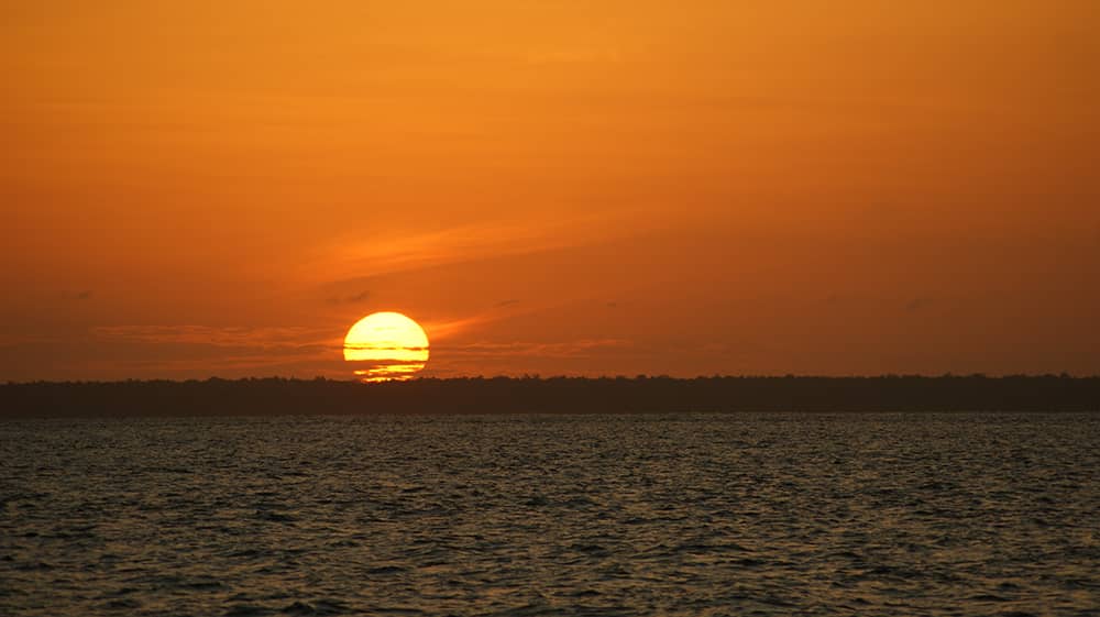 Couché de soleil sur la fleuve, vue de la Montagne d'Argent.