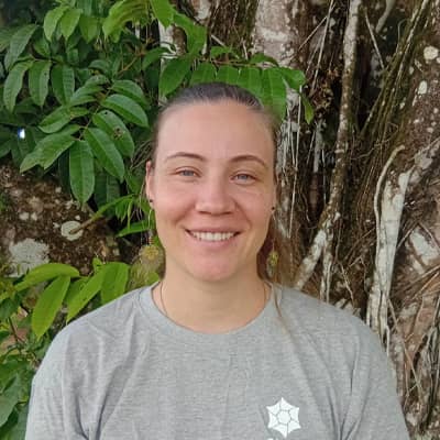 Portrait de Sylvie garde animatrice de la Réserve Naturelle Nationale de Kaw-Roura et salarié du CEN Guyane.